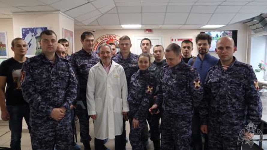 Сотрудники вневедомственной охраны Росгвардии Красноярского края провели акцию по сдаче крови «На службе государства ­ в служении обществу»