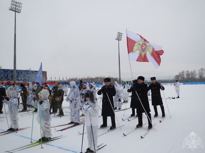 В Красноярске военнослужащие и сотрудники Росгвардии приняли участие во Всероссийской акции «Лыжня России-2020»