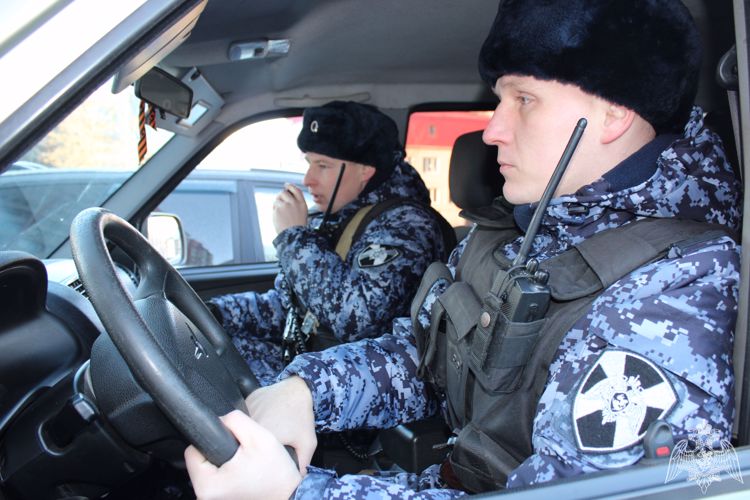 В  Красноярске сотрудники вневедомственной охраны Росгвардии задержали подозреваемого  в совершении мошенничества на охраняемом объекте