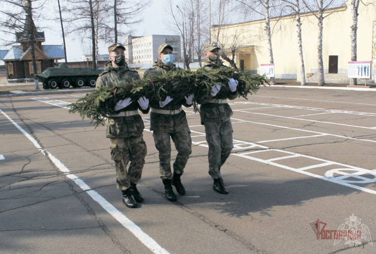 Военнослужащие Красноярского соединения Росгвардии отметили профессиональный праздник
