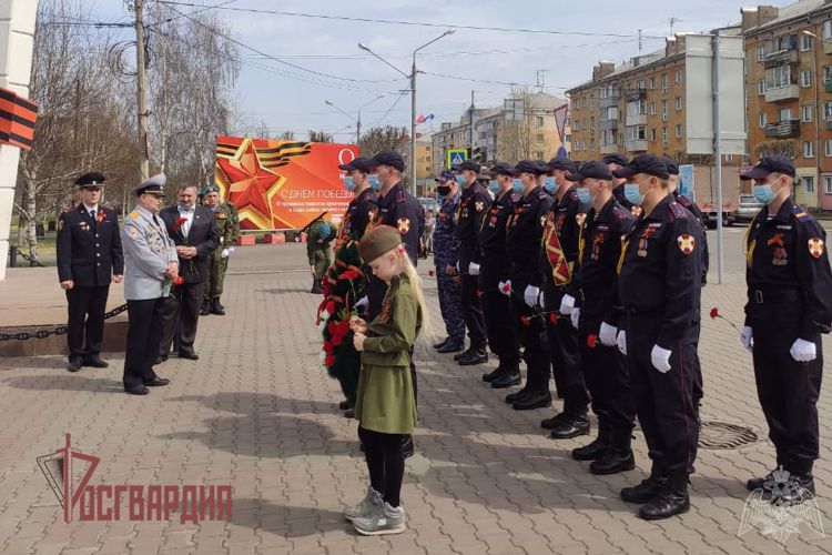 Сотрудники вневедомственной охраны Росгвардии по Красноярскому краю приняли участие в торжественных мероприятиях, посвященных Дню Победы в Великой Отечественной войне