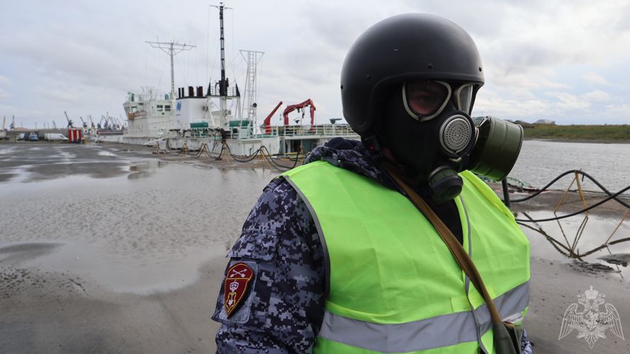 Сотрудники Росгвардии выполнили комплекс задач на межведомственных учениях в Арктике