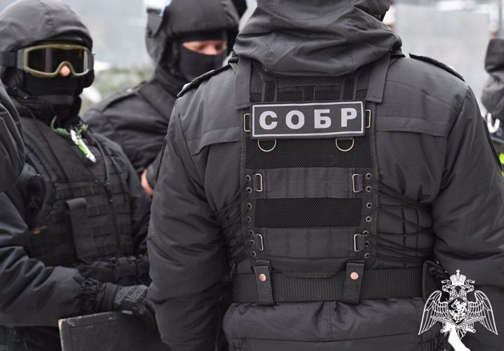 Спецназ Росгвардии задержал в Норильске предполагаемого террориста 