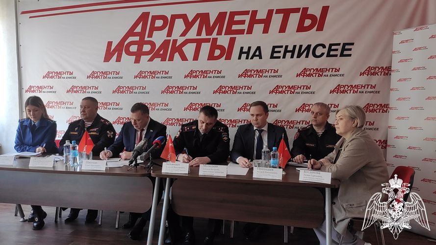 Сотрудники Росгвардии приняли участие в заседании «круглого стола» по теме безопасности образовательных учреждений