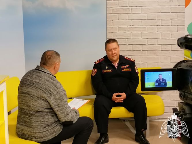Руководитель вневедомственной охраны Росгвардии Красноярского края рассказал о деятельности подразделений на телеканале «ТВЦ-Красноярск» и радио «Россия-Красноярск»