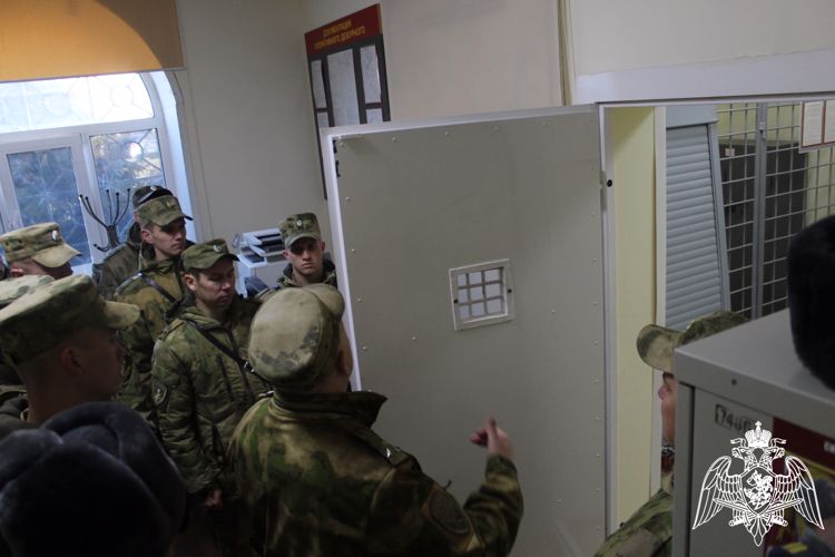 В Сибирском округе  Росгвардии завершился сбор с начальниками отделов и служб технического обеспечения и артиллерийского вооружения 