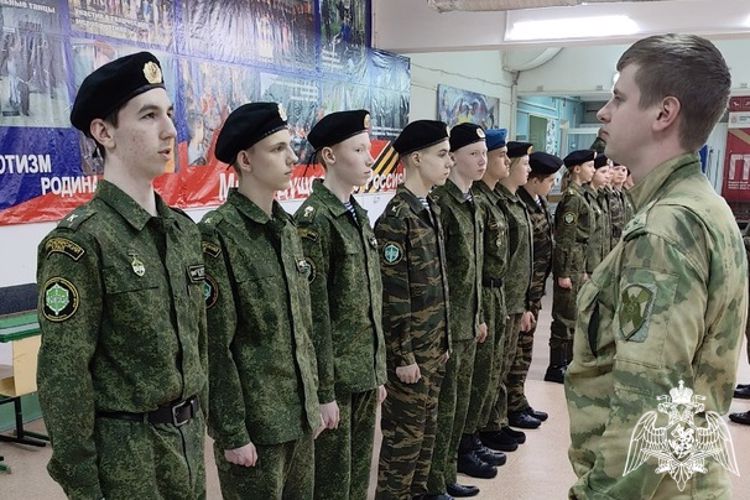 Военнослужащие Росгвардии приняли участие в конкурсе  по строевой подготовке в качестве судей