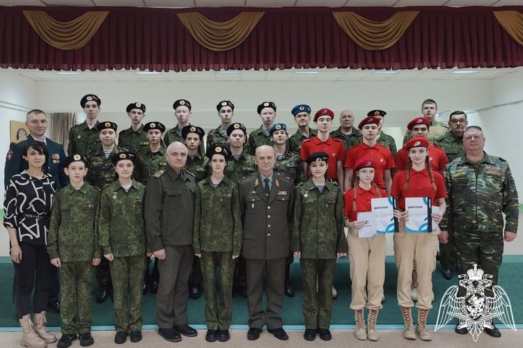 Военнослужащие Росгвардии приняли участие в конкурсе  по строевой подготовке в качестве судей