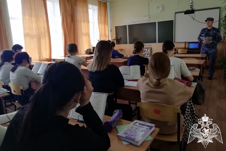 В Красноярском крае сотрудники и военнослужащие Росгвардии приняли участие в мероприятиях, приуроченных Международному дню памяти жертв аварий и катастроф