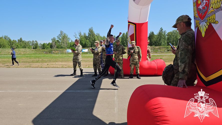 Красноярские военнослужащие вошли в тройку лучших на Чемпионате Сибирского округа Росгвардии по служебному биатлону и легкоатлетическому кроссу