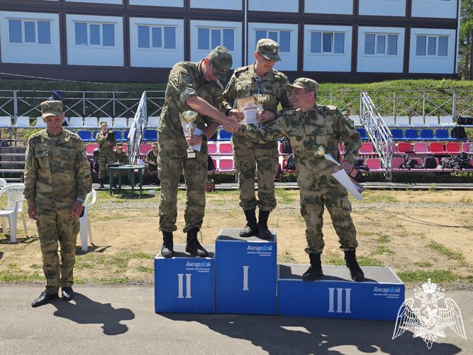 Красноярские военнослужащие вошли в тройку лучших на Чемпионате Сибирского округа Росгвардии по служебному биатлону и легкоатлетическому кроссу