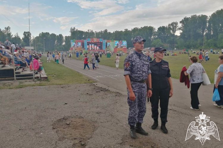 Росгвардия обеспечила безопасность международного фестиваля "Мир Сибири"