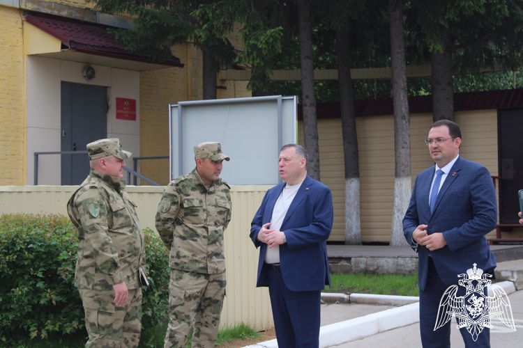Председатель комитета Госдумы по обороне отметил достижения  военнослужащих Сибирского округа Росгвардии