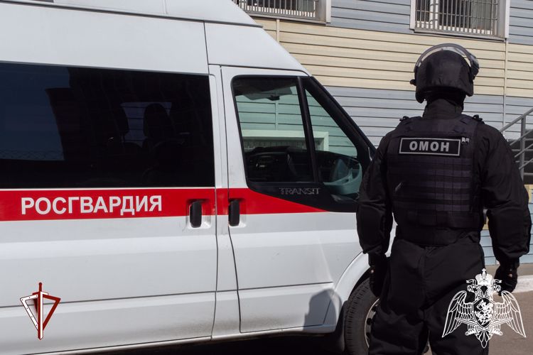 Взрывотехники ОМОН Росгвардии обезвредили артиллерийский снаряд 