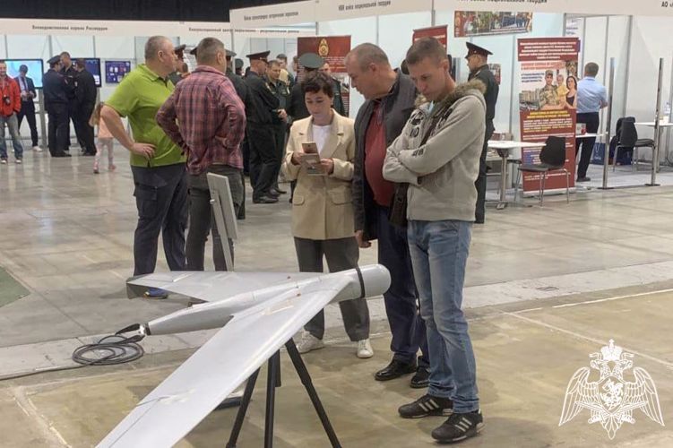 Красноярские росгвардейцы приняли участие в выставке «Экспотехностраж-2023» в Новосибирске