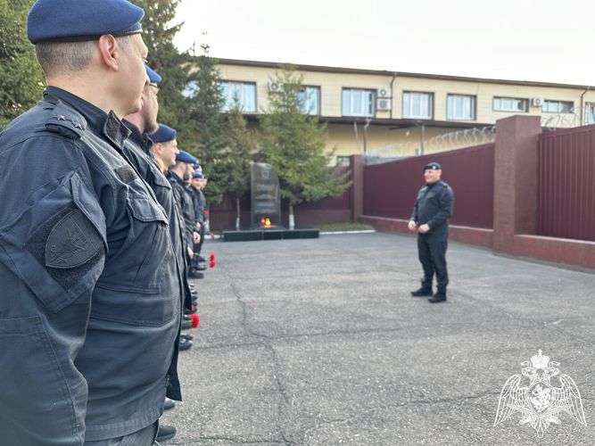 Офицеры СОБР Управления Росгвардии по Красноярскому краю отметили свой профессиональный праздник
