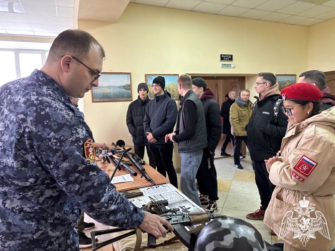 В городском управлении вневедомственной охраны прошел День призывника