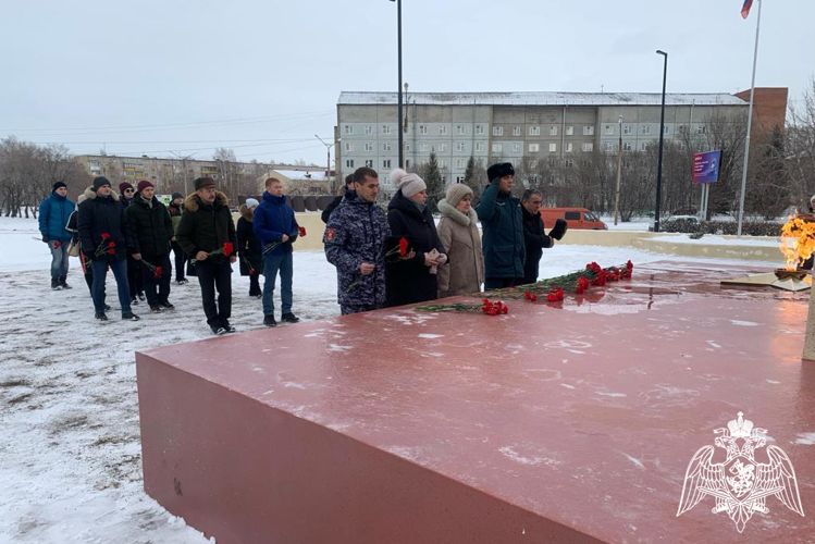 Представители Росгвардии приняли участие в памятных митингах, посвященных Дню неизвестного солдата