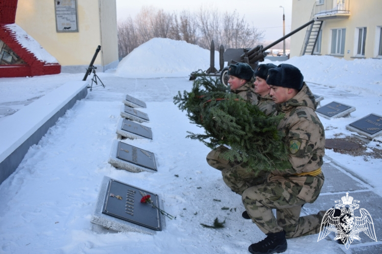 В Железногорске военнослужащие Росгвардии приняли участие в  мероприятиях, посвященных Дню снятие блокады Ленинграда