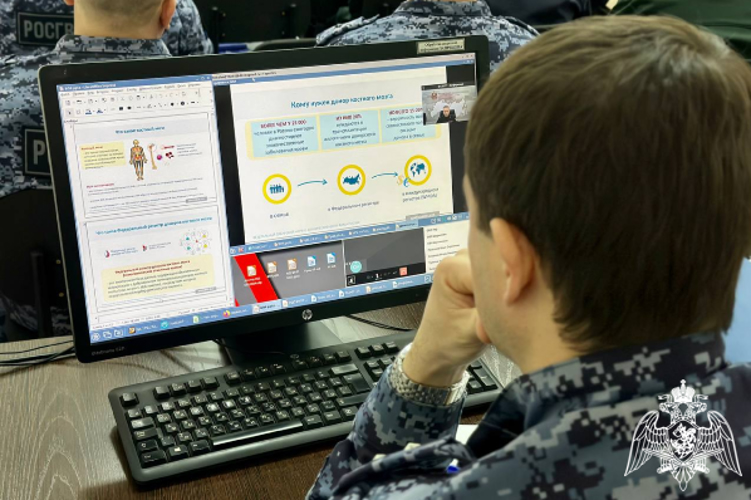 В Управлении Росгвардии по Красноярскому краю представители ФСНКЦ ФМБА России рассказали о донорстве костного мозга