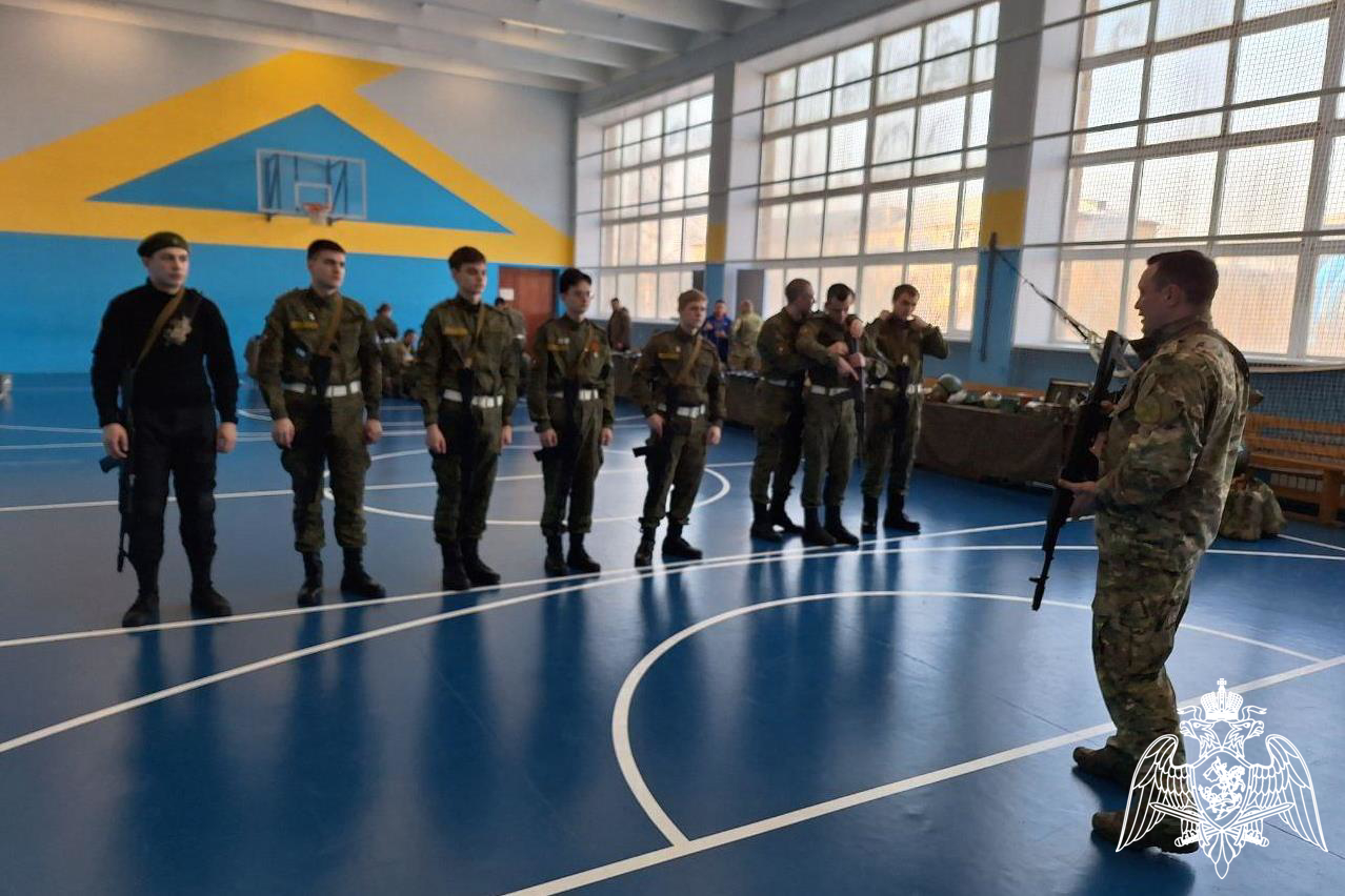 В Красноярске делегация Запорожской области встретилась с представителями спецподразделений Росгвардии