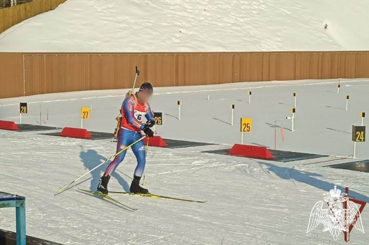 В Красноярске сотрудник СОБР Росгвардии стал призером чемпионата России   по биатлону среди ветеранов