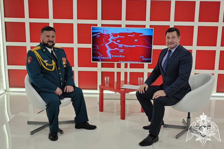 Накануне Дня войск по охране ВГО и СГ Росгвардии в программе «Интервью» на «8 канале» выступил ветеран войск правопорядка