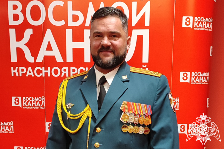 Накануне Дня войск по охране ВГО и СГ Росгвардии в программе «Интервью» на «8 канале» выступил ветеран войск правопорядка