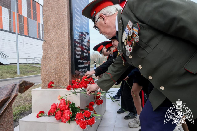 Руководители Росгвардии приняли участие в открытии памятника воинам красноярцам, погибшим в годы Великой Отечественной войны