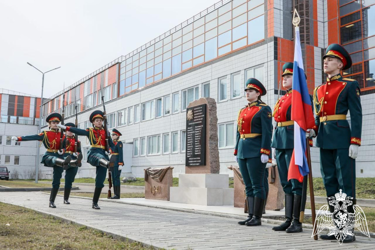 Руководители Росгвардии приняли участие в открытии памятника воинам красноярцам, погибшим в годы Великой Отечественной войны