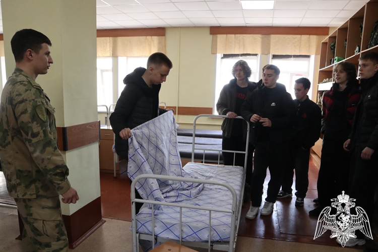 В красноярской воинской части Росгвардии прошел День открытых дверей