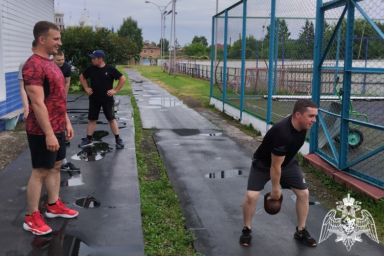 Сотрудники Росгвардии испытали свои силы на выносливость в сдаче нормативов ГТО