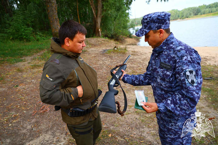 В Красноярском крае сотрудники Росгвардии напоминают  о начале охотничьего сезона