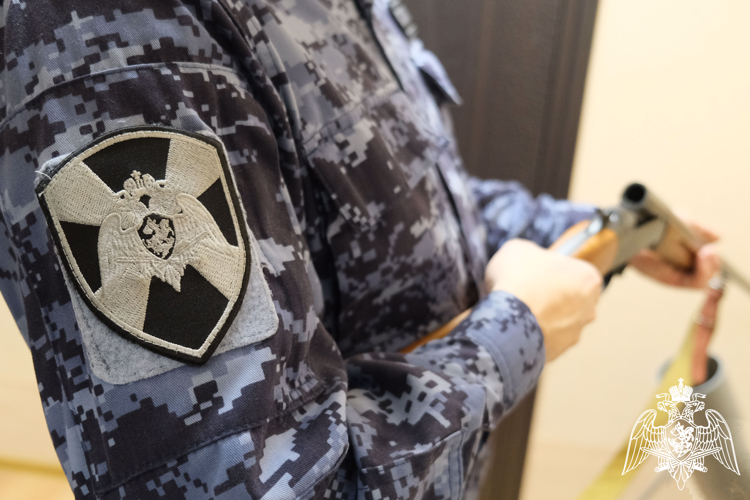 В Красноярском крае владельцы гражданского оружия могут передать его для нужд СВО через подразделения Росгвардии
