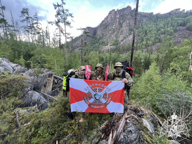 Красноярские сотрудники ОМОН «Ратибор» Росгвардии совершили многокилометровый поход