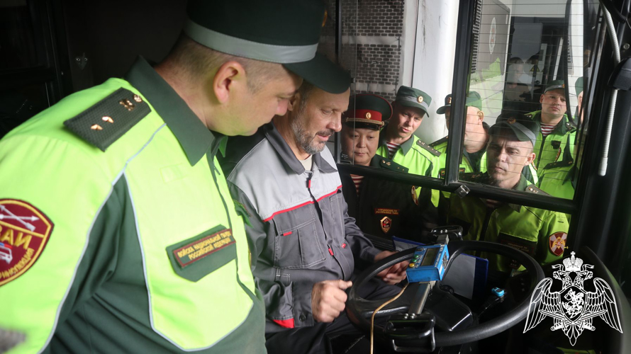 В Красноярске завершились учебно-методические сборы военных автоинспекторов Сибирского округа Росгвардии