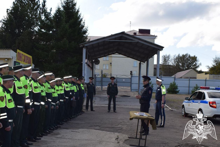 В Красноярске завершились учебно-методические сборы военных автоинспекторов Сибирского округа Росгвардии