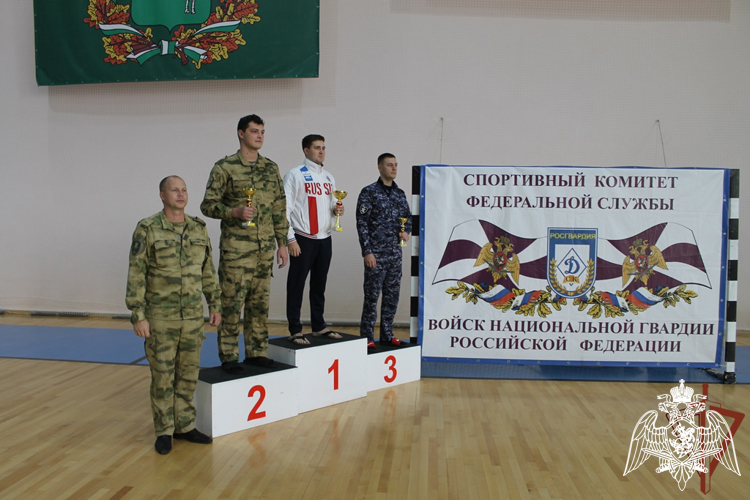Военнослужащие Красноярского соединения завоевали победу  в Чемпионате Сибирского округа Росгвардии по плаванию