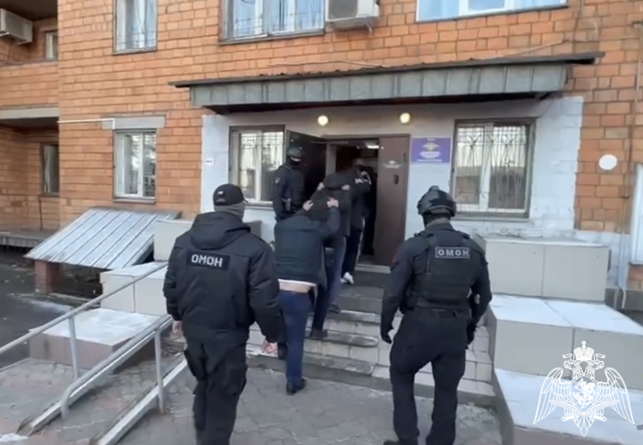 Совместно с ОМОН Росгвардии в Красноярском крае оперативники пресекли мошенничество в Березовском районе  