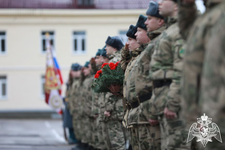  В Железногорске в день образования  воинской части Росгвардии прошло открытие памятного мемориала