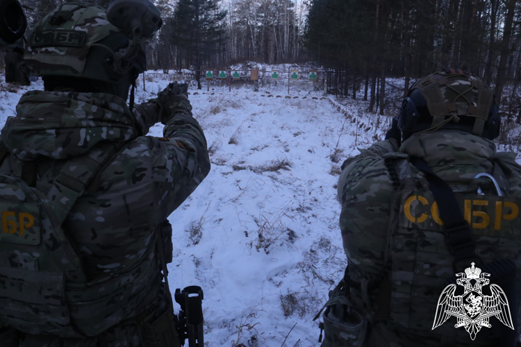 Сбор снайперов и инструкторов СОБР Сибирского округа Росгвардии прошел в Красноярске