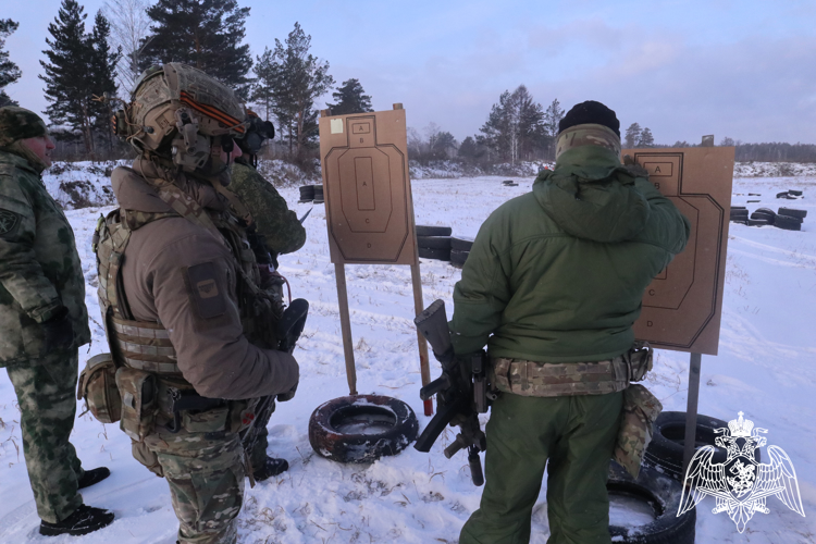 Сбор снайперов и инструкторов СОБР Сибирского округа Росгвардии прошел в Красноярске