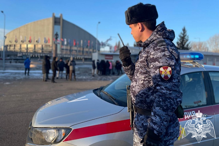 Безопасность международного турнира по вольной борьбе обеспечили Красноярские Росгвардейцы