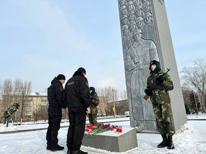 В Красноярском крае сотрудники  Росгвардии приняли участие в памятных мероприятиях, приуроченных Дню полного снятия блокады Ленинграда