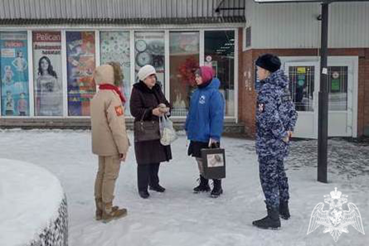 В Красноярском крае сотрудники Росгвардии приняли участие в акции «Блокадный хлеб»
