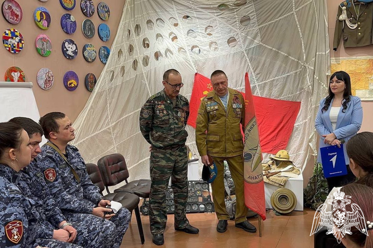 В Красноярском крае сотрудники Росгвардии приняли участие в мероприятиях, посвященных Дню памяти воинов-интернационалистов