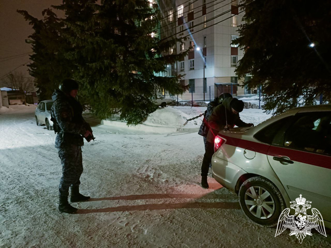 В Красноярске сотрудниками Росгвардии задержаны подозреваемые в разбойных уличных нападениях