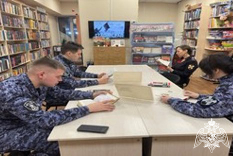 Сотрудники и военнослужащие Красноярского края проверили свои знания истории сражения в Сталинграде 