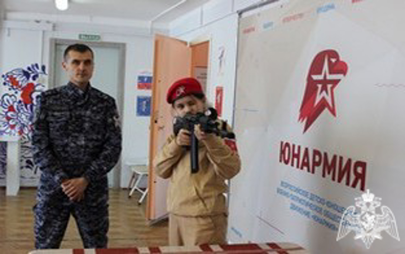 В Красноярском крае сотрудники Росгвардии приняли участие в мероприятиях, посвященных памятным дням