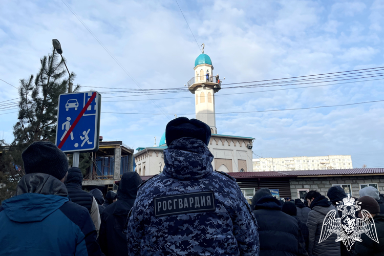 Сотрудники Управления Росгвардии по Красноярскому краю были задействованы в обеспечении правопорядка праздника Ураза-Байрам